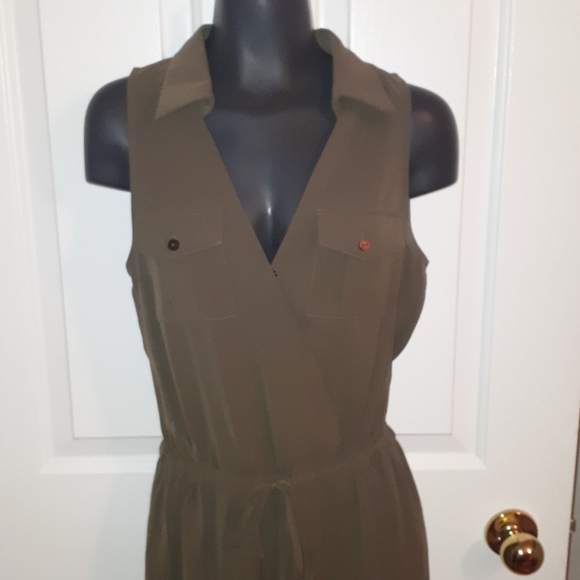 Army green one-piece jumpsuit - Picture 2 of 7